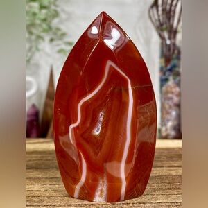 Elegant Red Agate Decorative Accent